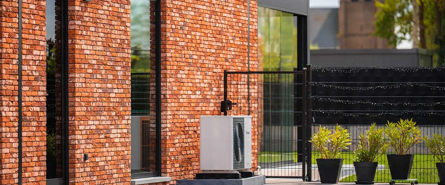 Reynaers MasterLine 8 aluminium ramen met 8 cm inbouwdiepte en passief isolatieniveau geplaatst door Deralux in Limburg